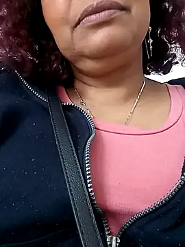 Snapshot of _violetta_- chatting on September 23, 1:42 pm  violetta - online show from September 23, 1:42 pm