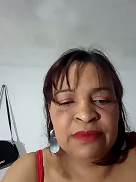 Snapshot of _violetta_- chatting on September 16, 11:57 pm  violetta - online show from September 16, 11:57 pm