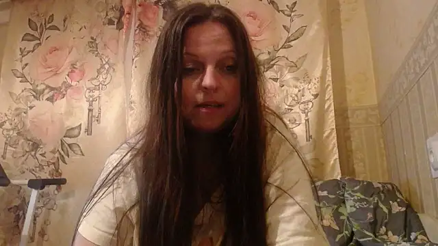 CatMelissa online show from April 19, 9:39 pm
