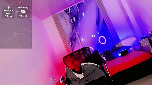Gabyqueen70 online show from June 18, 9:14 am