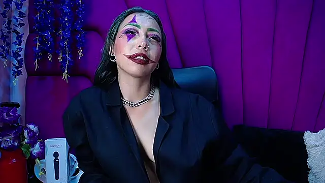 nathalia pink online show from October 18, 4:21 pm