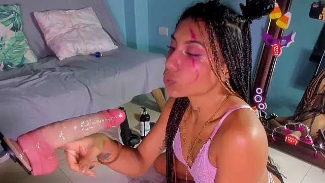 Snapshot of Mieldeluna chatting on October 27, 6:31 am Mieldeluna online show from October 27, 6:31 am