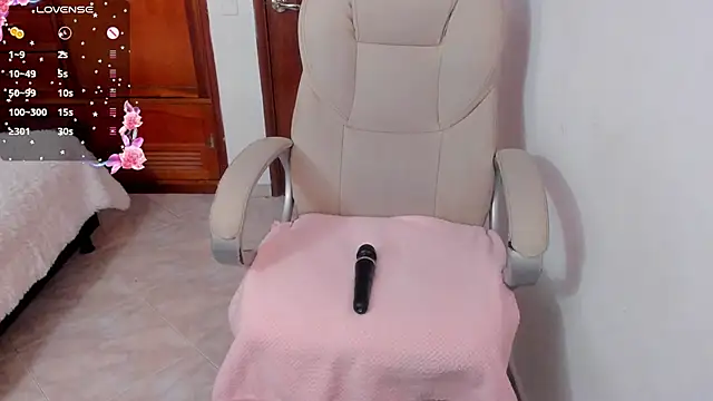 Maavca  online show from September 22, 7:56 pm