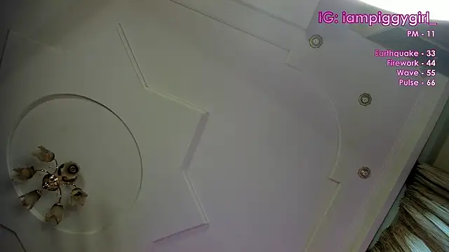 iampiggygirl  online show from February 13, 10:17 am