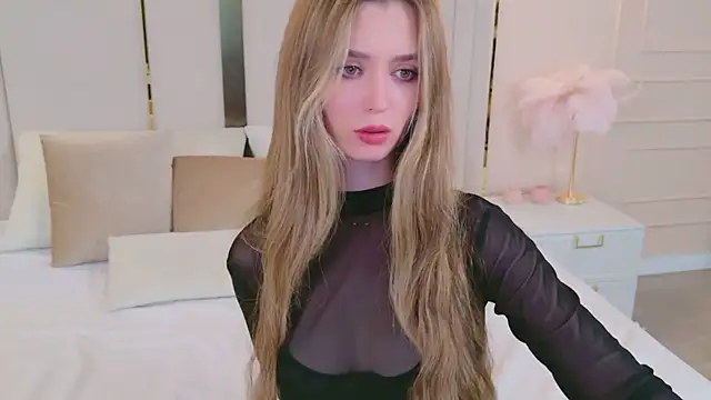 Snapshot of MarybethSnow chatting on October 14, 5:26 pm MarybethSnow online show from October 14, 5:26 pm