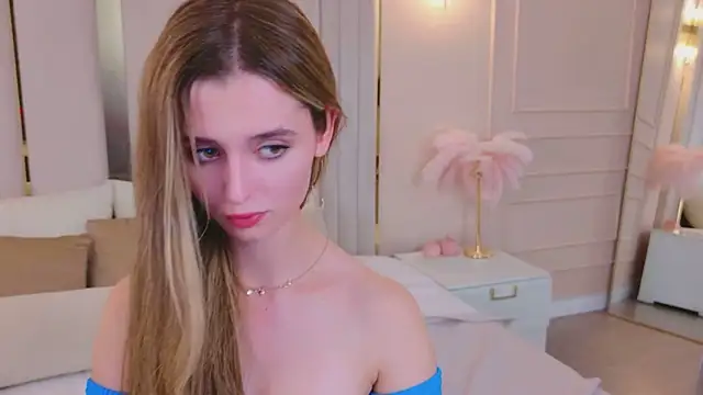 Snapshot of MarybethSnow chatting on October 21, 5:39 pm MarybethSnow online show from October 21, 5:39 pm