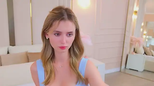 Snapshot of MarybethSnow chatting on September 19, 5:45 pm MarybethSnow online show from September 19, 5:45 pm