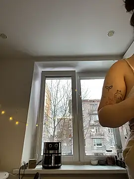 SuzieMurray online show from January 17, 7:38 am