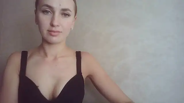 Snapshot of CaitlinaJayne23 chatting on September 18, 11:31 am CaitlinaJayne23 online show from September 18, 11:31 am