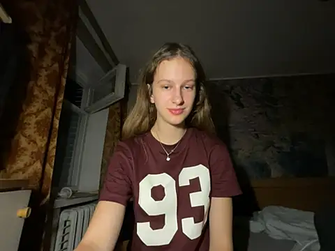 Snapshot of Eva_Angel3 chatting on September 22, 4:49 pm Eva Angel3 online show from September 22, 4:49 pm