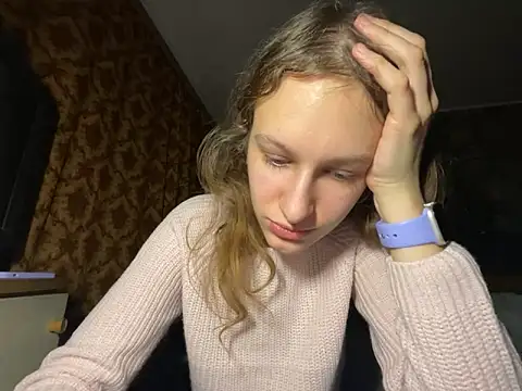 Snapshot of Eva_Angel3 chatting on October 31, 6:23 pm Eva Angel3 online show from October 31, 6:23 pm