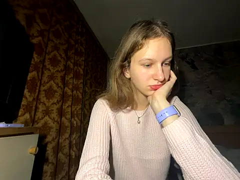 Snapshot of Eva_Angel3 chatting on October 17, 5:16 pm Eva Angel3 online show from October 17, 5:16 pm