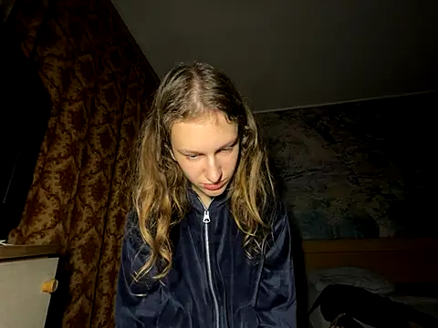 Snapshot of Eva_Angel3 chatting on October 11, 7:49 pm Eva Angel3 online show from October 11, 7:49 pm