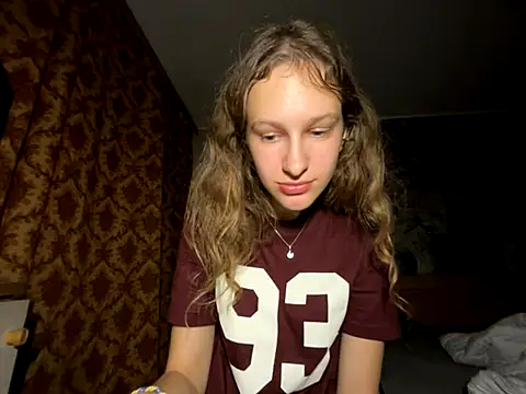 Snapshot of Eva_Angel3 chatting on September 20, 7:12 pm Eva Angel3 online show from September 20, 7:12 pm