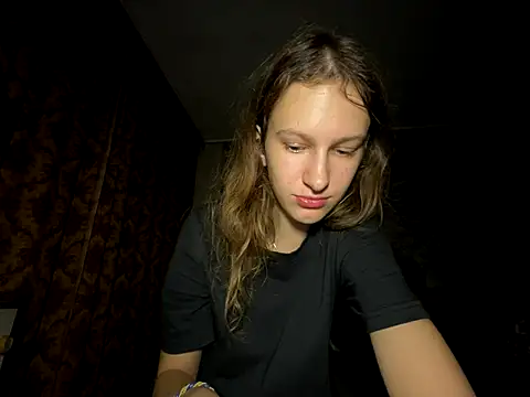 Snapshot of Eva_Angel3 chatting on September 24, 7:35 pm Eva Angel3 online show from September 24, 7:35 pm