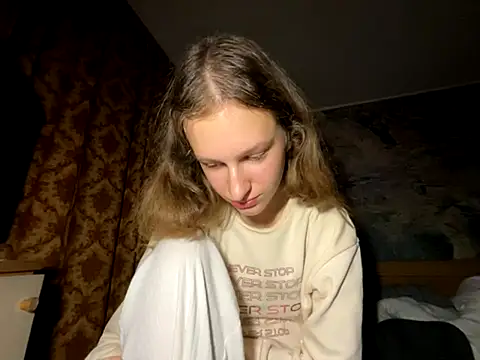 Snapshot of Eva_Angel3 chatting on October 4, 7:40 pm Eva Angel3 online show from October 4, 7:40 pm