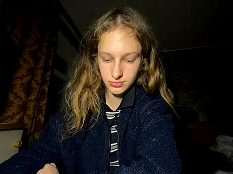 Snapshot of Eva_Angel3 chatting on October 5, 7:41 pm Eva Angel3 online show from October 5, 7:41 pm