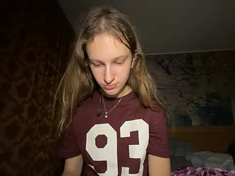 Snapshot of Eva_Angel3 chatting on September 26, 7:55 pm Eva Angel3 online show from September 26, 7:55 pm