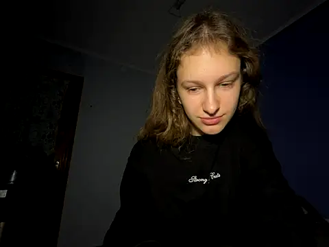 Snapshot of Eva_Angel3 chatting on October 19, 5:26 pm Eva Angel3 online show from October 19, 5:26 pm