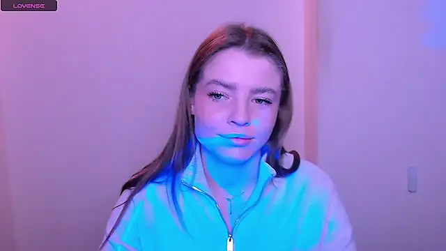 MissOliviaa  online show from December 21, 7:12 am