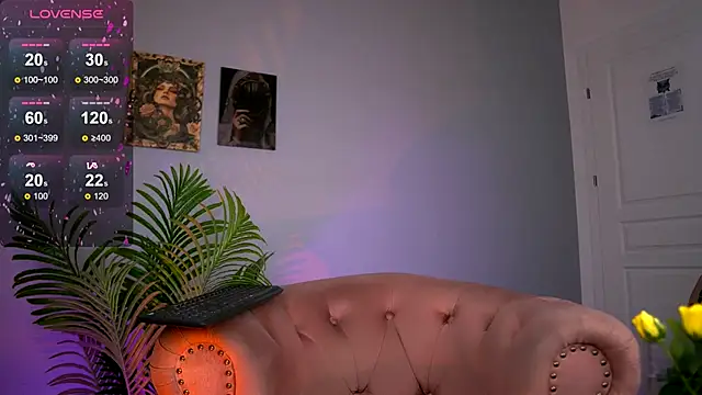 SerenaGrantt online show from September 25, 6:39 pm