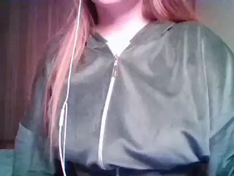 Snapshot of Evasapples chatting on September 29, 5:29 pm Evasapples online show from September 29, 5:29 pm