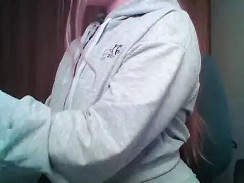 Snapshot of Evasapples chatting on September 27, 9:33 pm Evasapples online show from September 27, 9:33 pm