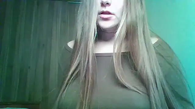 Evasapples online show from February 23, 11:15 pm