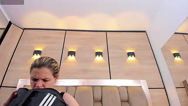 dorothy vegga online show from January 7, 4:05 am