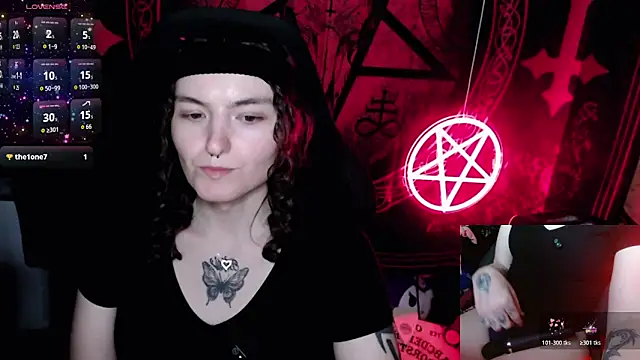 Snapshot of BrandiWRLD_999 chatting on October 23, 2:17 am BrandiWRLD 999 online show from October 23, 2:17 am