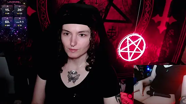 Snapshot of BrandiWRLD_999 chatting on October 21, 12:58 am BrandiWRLD 999 online show from October 21, 12:58 am