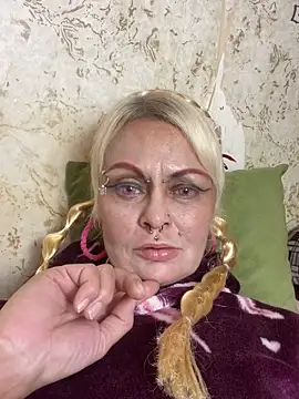 Gardener of Illusions online show from September 24, 12:20 am