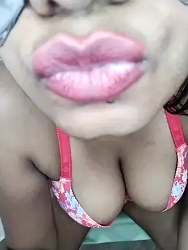 Snapshot of Zaraangle chatting on September 22, 4:49 pm Zaraangle online show from September 22, 4:49 pm