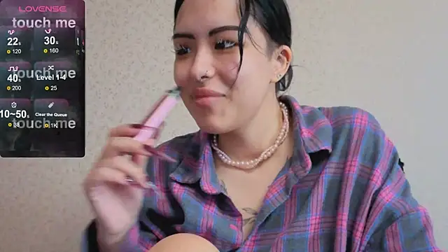 baby  kim online show from June 4, 7:35 am