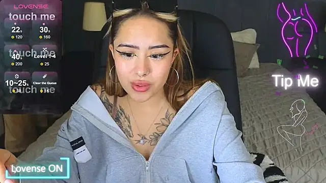 baby  kim online show from October 23, 7:14 am