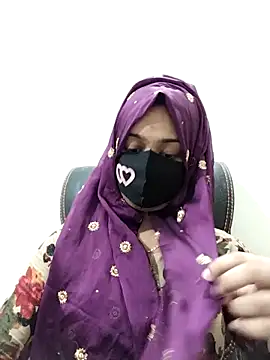 Snapshot of Tapur- chatting on October 5, 3:17 pm Tapur- online show from October 5, 3:17 pm