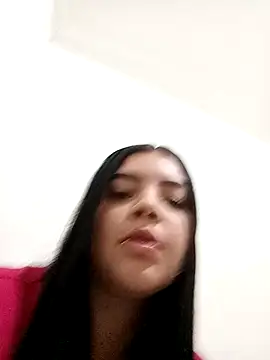 Sofytayl0r online show from October 1, 3:33 am