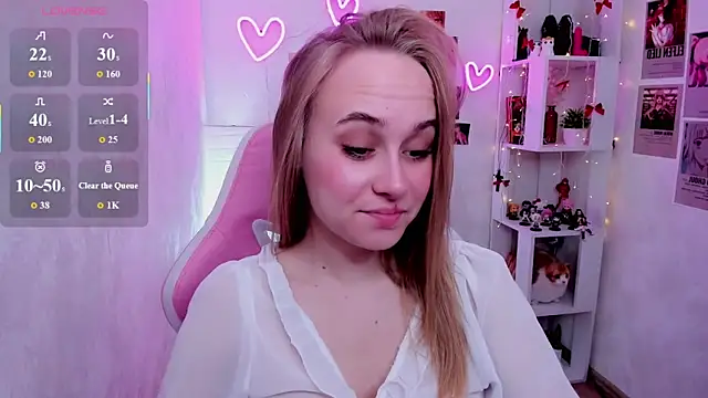 LianaBright online show from May 20, 1:46 am