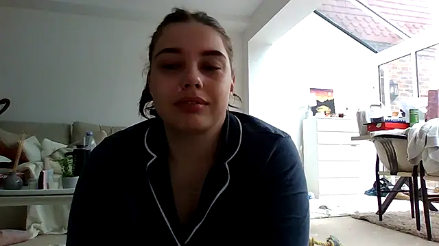 Krystal Tx online show from May 2, 7:00 am