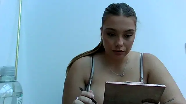 Krystal Tx online show from October 16, 4:53 pm