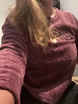 TEMPTING-TAMMY online show from February 15, 8:24 am