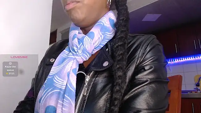 CoccoBele69 online show from November 5, 5:12 am