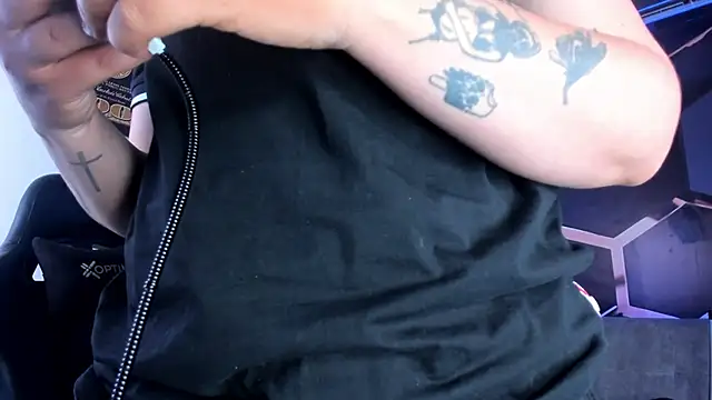 AbbySmiitth  online show from October 4, 8:02 pm