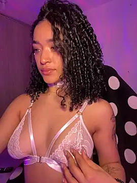 Crystal Dluna online show from September 19, 4:39 pm