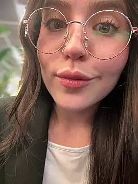 meow girl online show from September 21, 11:09 am