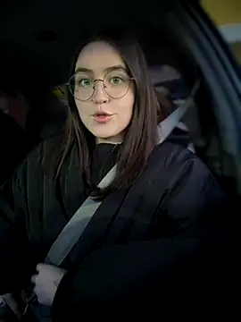 meow girl online show from January 6, 1:37 pm