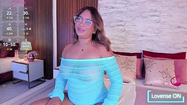 Snapshot of MadisonHunter2024 chatting on September 25, 8:06 pm MadisonHunter2024 online show from September 25, 8:06 pm