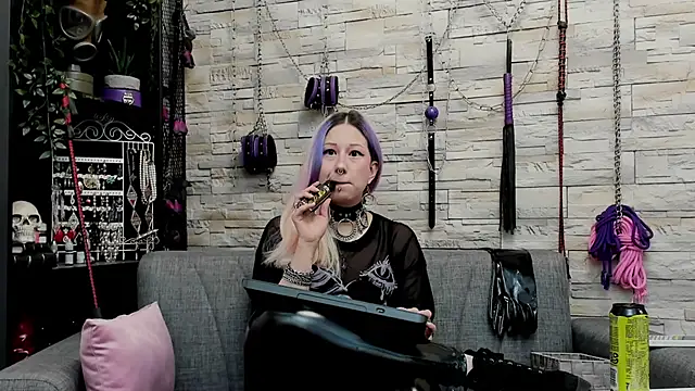 CruelMistress online show from December 5, 12:54 am