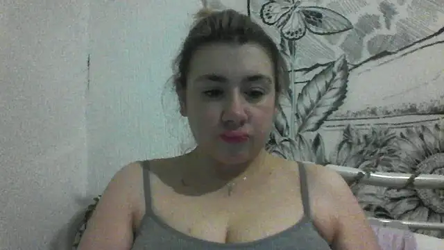 CamilaCherryX online show from January 17, 7:43 pm