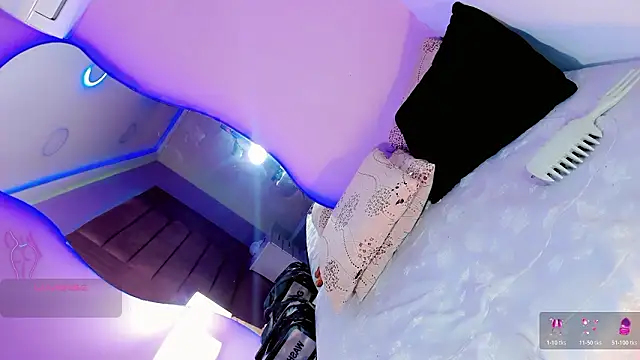 Shanelengel online show from February 4, 6:49 am